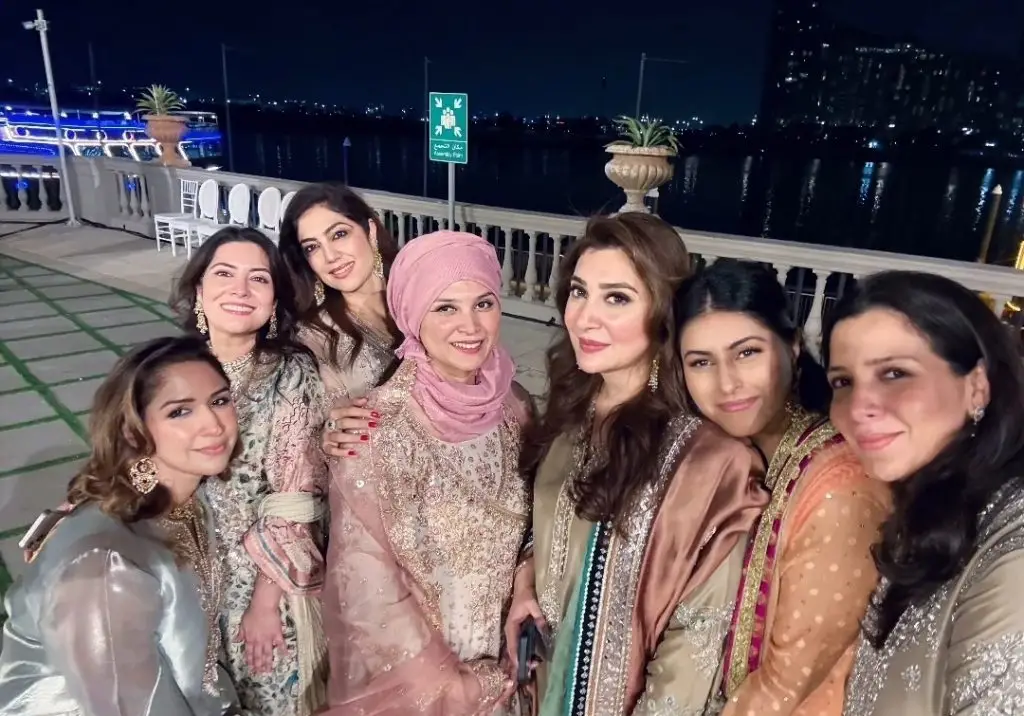 عائشہ خان کی دبئی میں شادی کی تصاویر