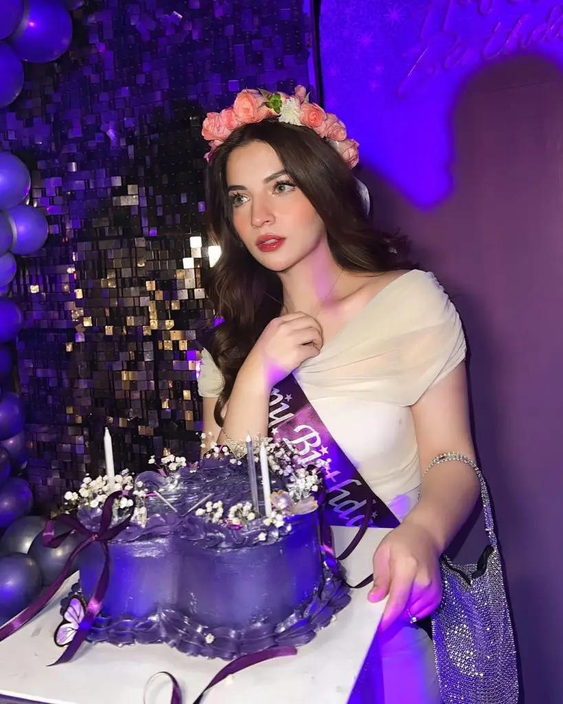 ڈینیئر موبین کی خود تعریف کو تنقید کا سامنا کرنا پڑتا ہے