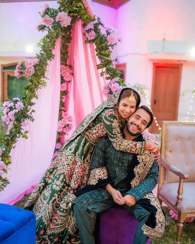 ہریم سوہیل اپنے مہندی پر سبز رنگ میں چمکتی ہے