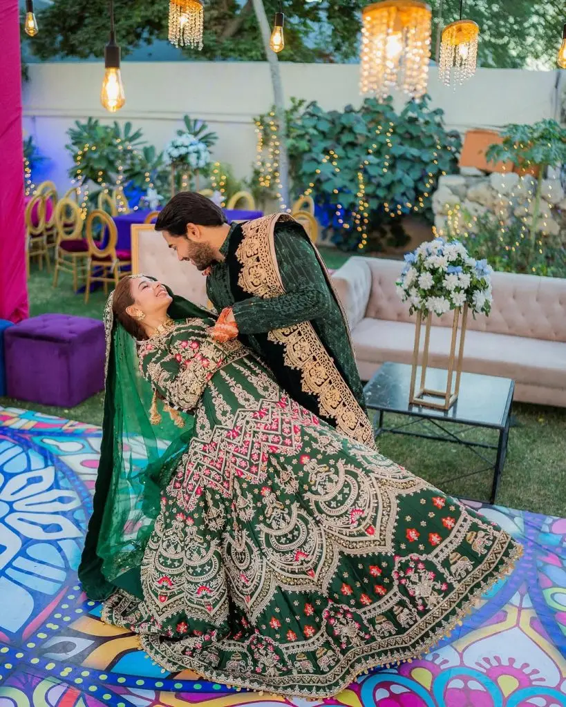 ہریم سوہیل اپنے مہندی پر سبز رنگ میں چمکتی ہے