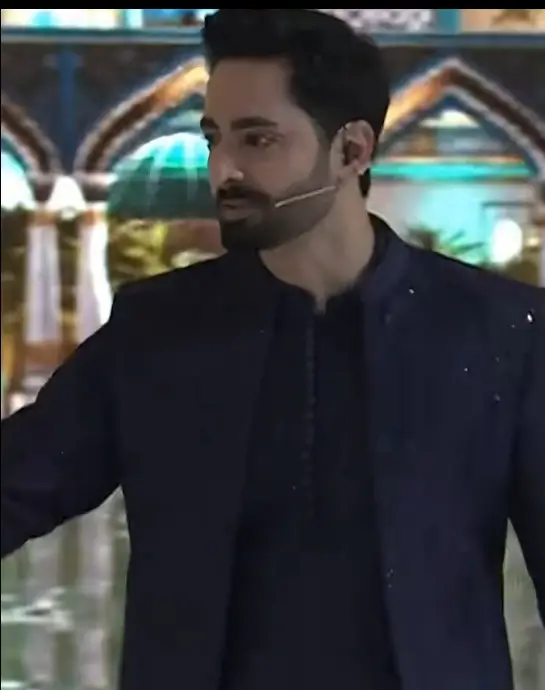 رابیا انم کو ڈینش تیمور کے ساتھ اپنے نادان لطیفوں کے لئے ردعمل کا سامنا کرنا پڑا