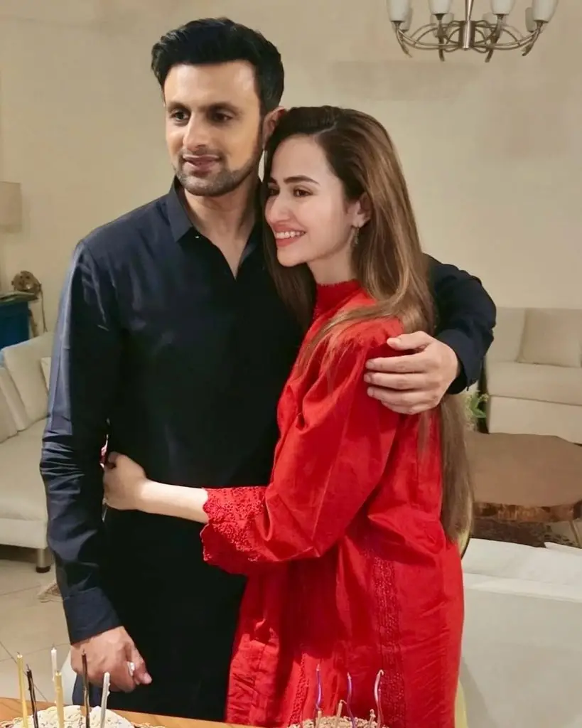 ثنا جاوید نے شوہر شعیب ملک سے محبت کا اظہار کیا