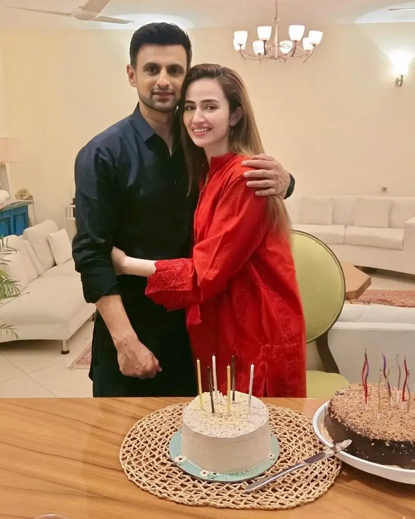 ثنا جاوید نے شوہر شعیب ملک سے محبت کا اظہار کیا