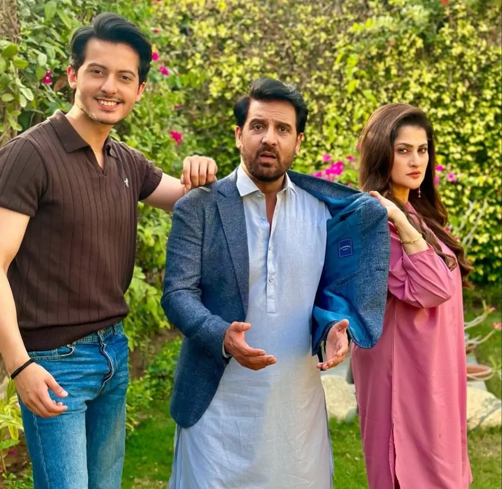 ڈرامہ سیریل AAS PAAS BTS تصاویر