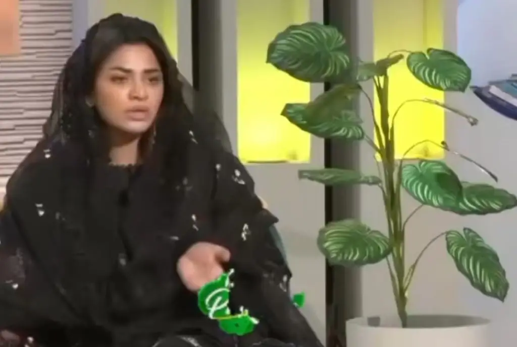 ٹیر بن فیم ہیرا سومرو براہ راست رمضان ٹرانسمیشن میں پرسکون کھو بیٹھا ہے