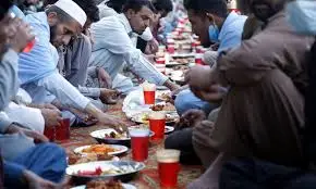رمضان کے دوران پاکستانیوں کے بارے میں نعمان اجز کے طنزیہ نظارے