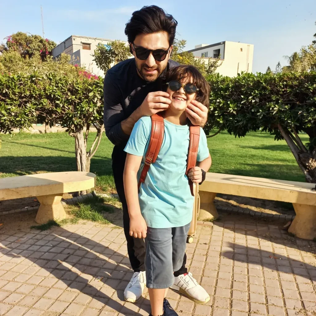 پول کے منظر پر ابو ہریرا عرف موہڈ فوم میئم سی موہبات