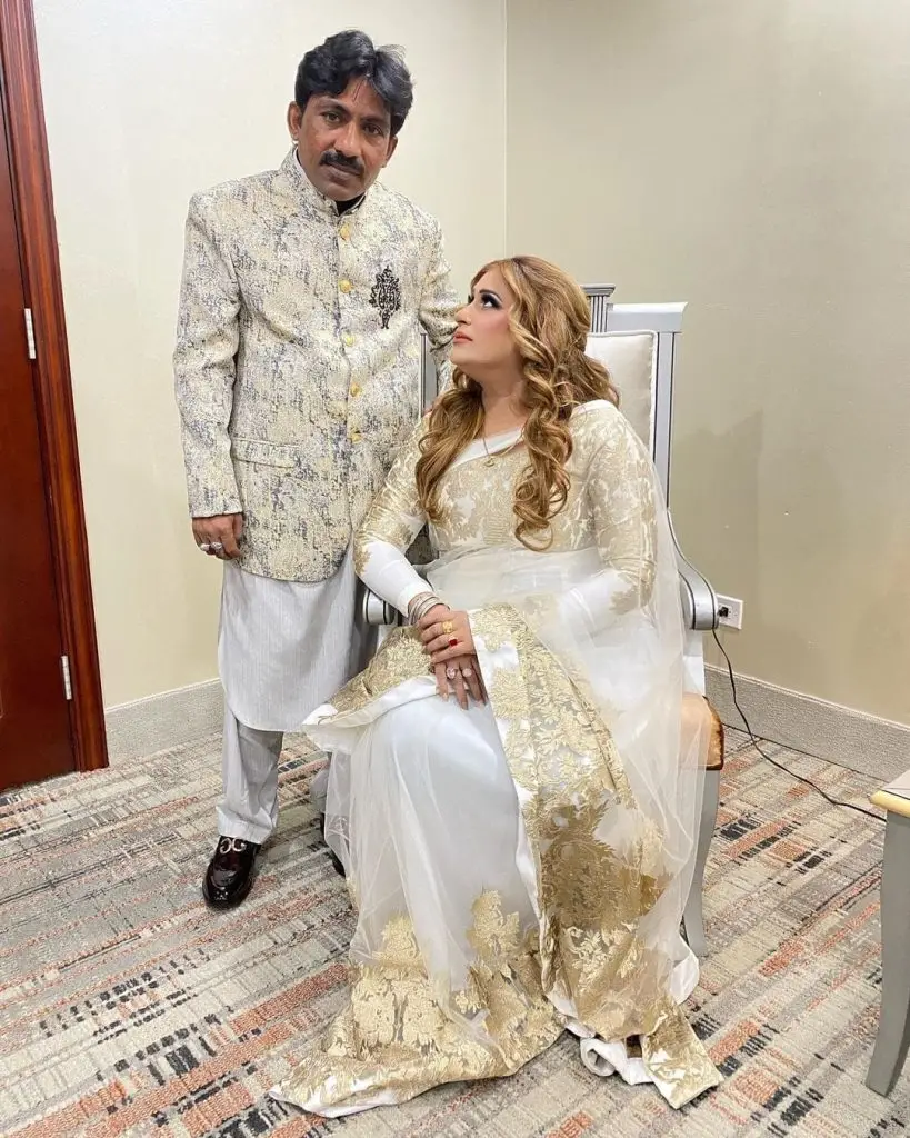 ناسیبو لال اپنے شوہر کے خلاف مقدمہ درج کرتا ہے