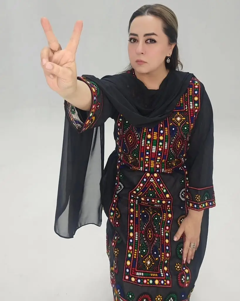 ماریہ بی اینڈ ٹرکن ایٹے ایشو نے ایک نئی باری لی