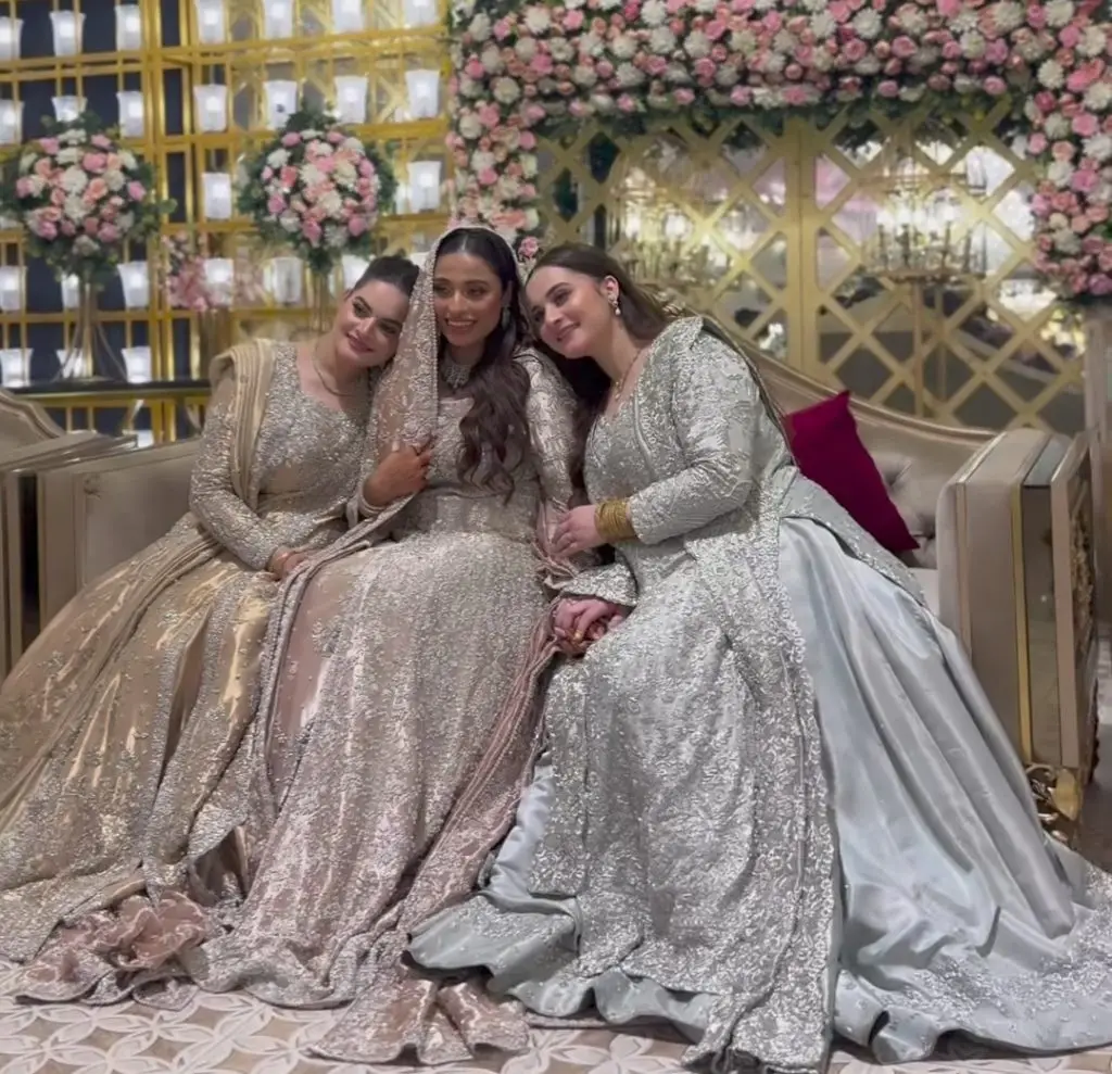 ایمن خان اور مائنل خان بھائی کے والیما سے نظر آتے ہیں