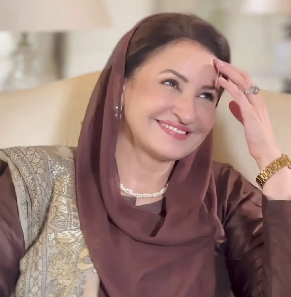 ڈوسرا چہرا کاسٹ ، شیڈول اور اوقات