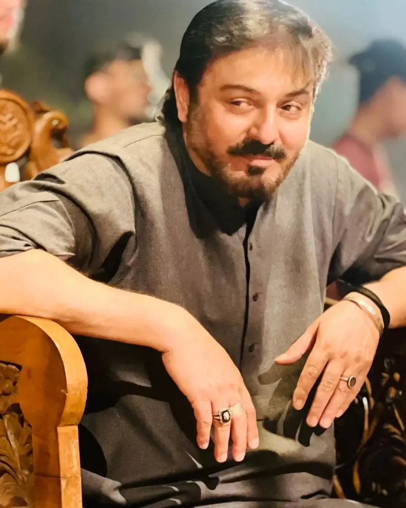 نعمان اجز کو آئی فون کو قربانی کے ساتھ موازنہ کرنے پر تنقید کا سامنا کرنا پڑتا ہے