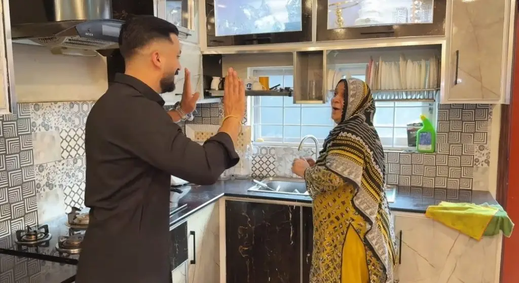 رجب بٹ پاکستان واپس آئے