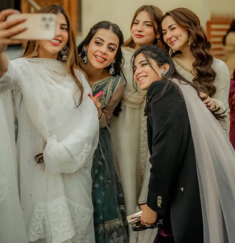 الیز شاہ نے ان اداکاروں کو پکارا جو اپنی عزت نفس فروخت کرتے ہیں