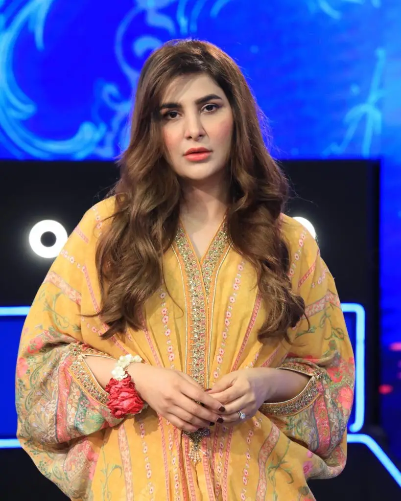لڑکیوں کو عینیبہ حبیب کی شادی کا مشورہ