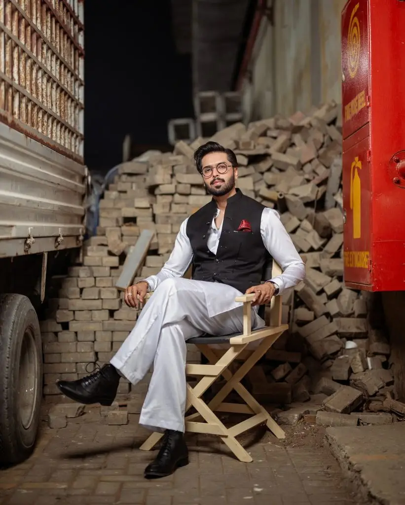 اذلان شاہ نے فہد مصطفی بمقابلہ راجاب بٹ میں اطراف اٹھایا
