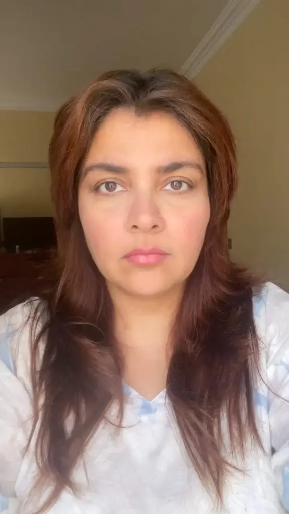 فائزہ حسن نے مشہور شخصیات سے پوچھ گچھ کرنے والے لوگوں سے تالیاں بجائیں