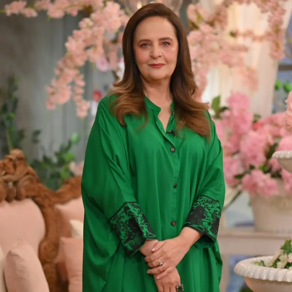 حنا بیت نے یونگ اداکاروں کو واپنگ پر کال کی