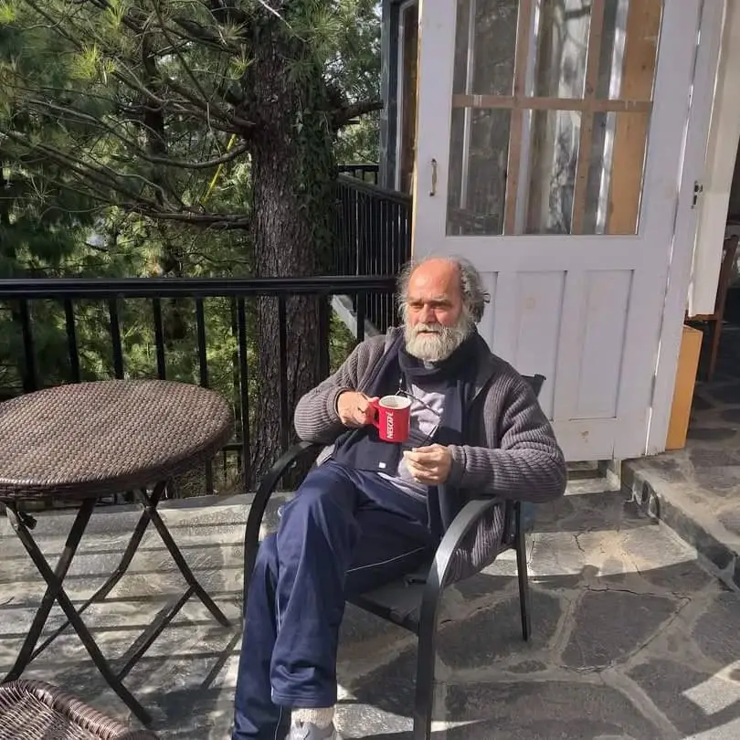 سینئر اداکار جو اب بھی پاکستانی ڈراموں پر حکمرانی کر رہے ہیں