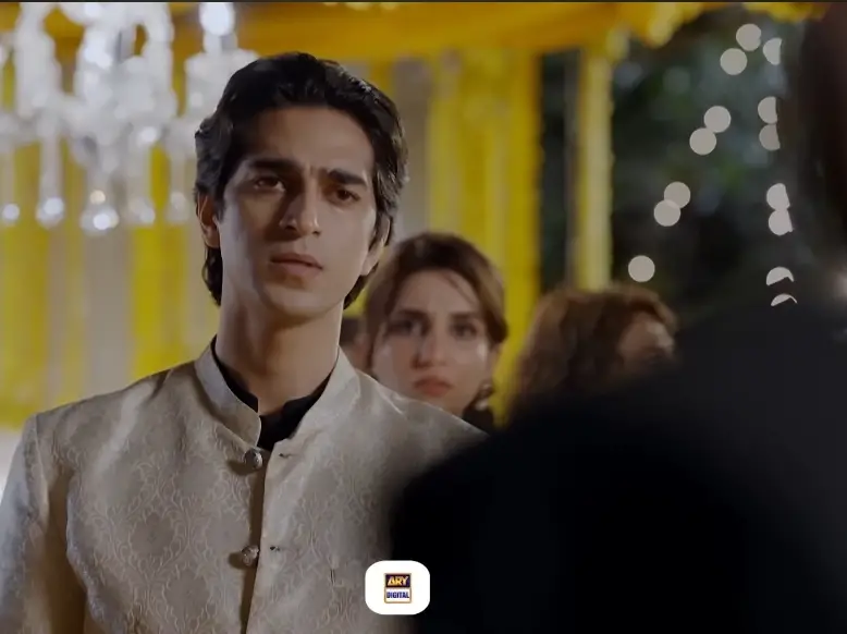 نقاب نے اپنے دلکش پلاٹ اور طاقتور پرفارمنس کے لئے تالیاں حاصل کیں