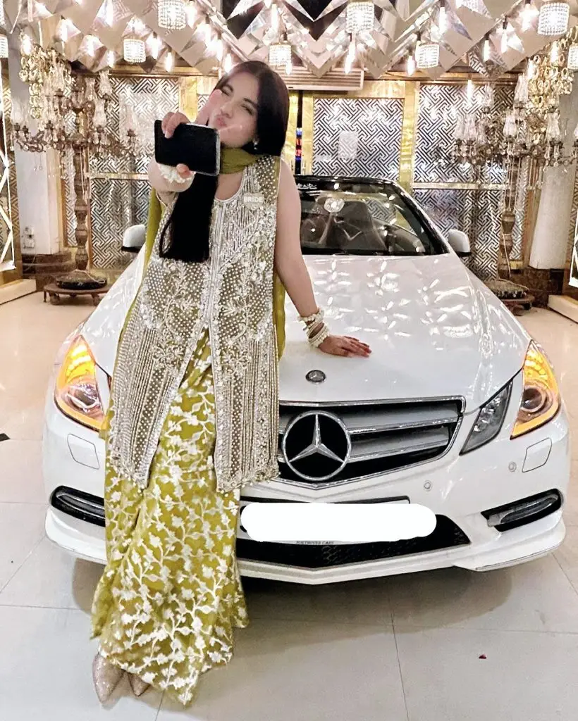 نورے زیشان عرف انیا سے پارواریش - کیریئر اور تصاویر سے