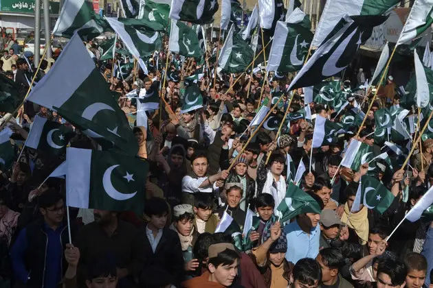 بہروز سبزواری اور جاوید شیخ کا ہندوستان کے بارے میں مناسب جواب