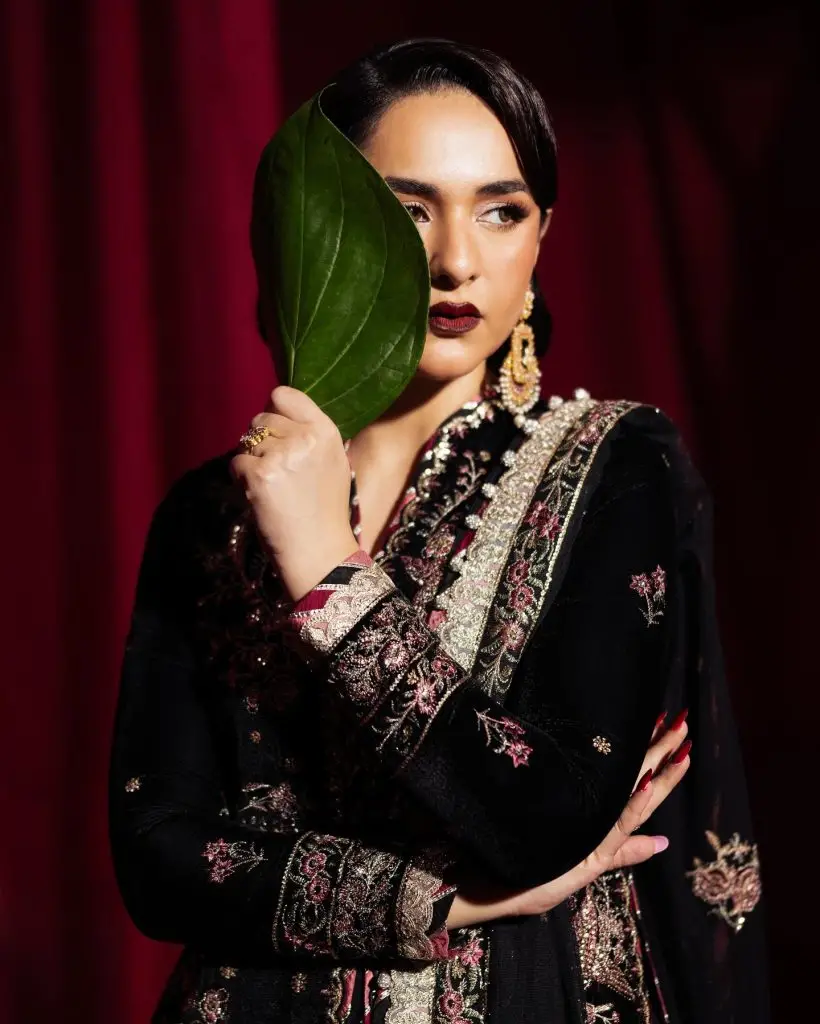 یومنا زیدی-کیا اسے ایک گول گول سپر اسٹار بناتا ہے