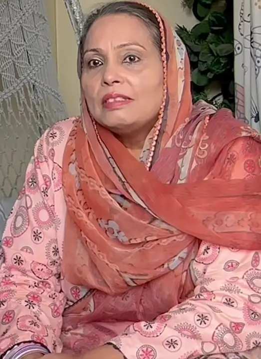 زارا عابد کی والدہ کو سالگرہ کے موقع پر دیر سے بیٹی کو یاد ہے