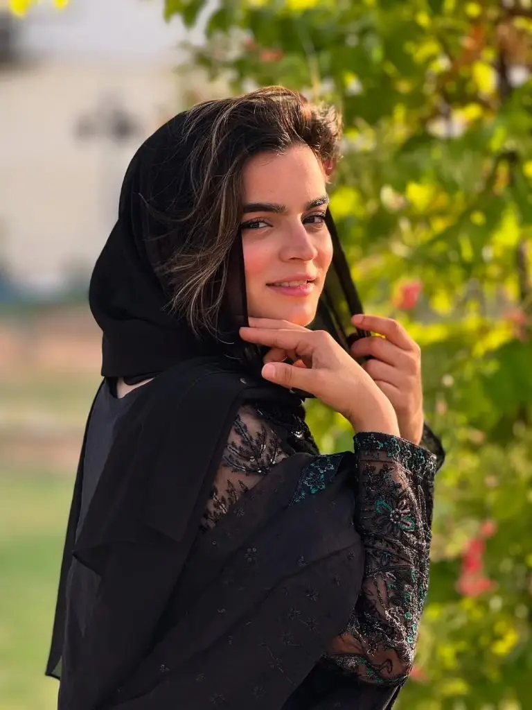 الیزا سلطان اپنے بچوں کے ساتھ عید الاعاہا دن 1 خرچ کرتی ہے