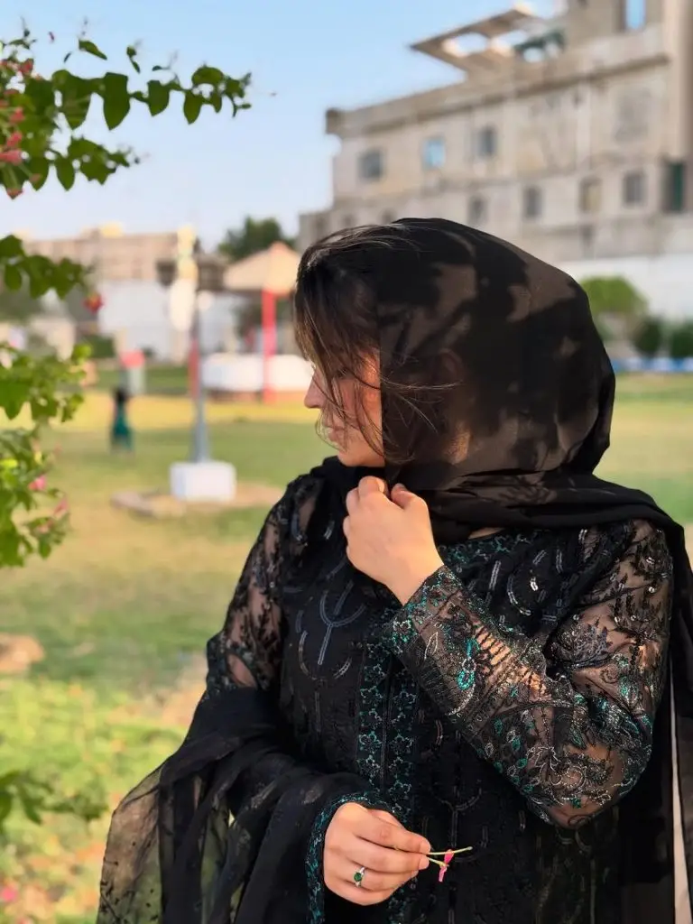 الیزا سلطان اپنے بچوں کے ساتھ عید الاعاہا دن 1 خرچ کرتی ہے