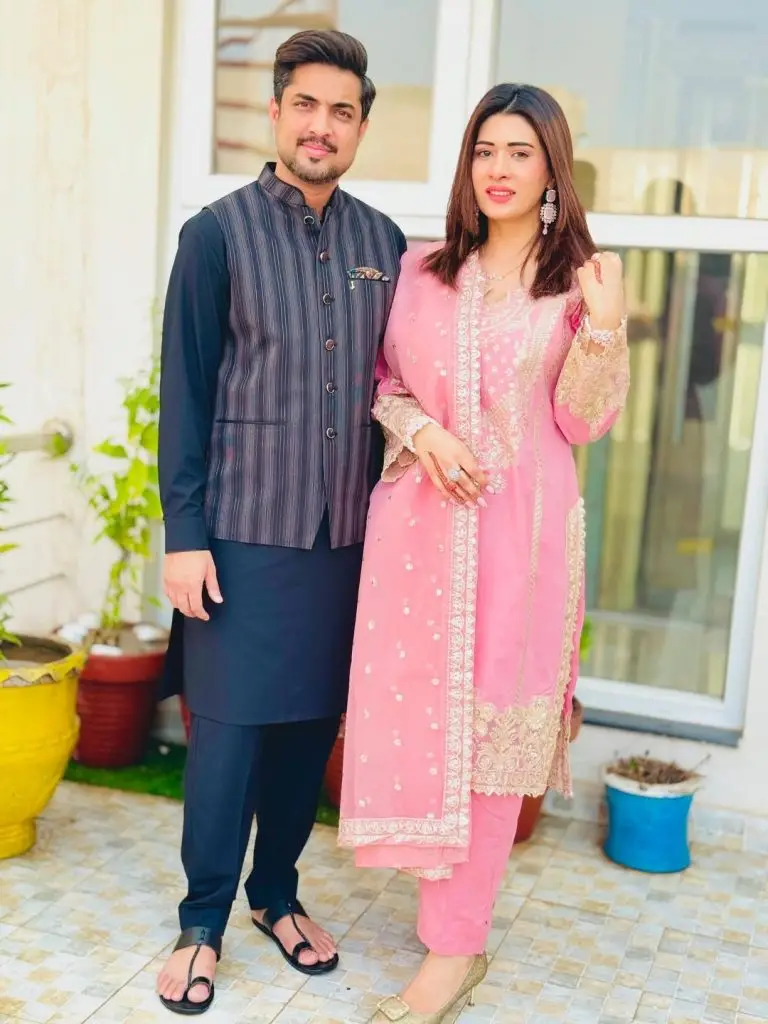 اکرار الحسن نے بیویوں کے ساتھ عید الاعاہا منایا