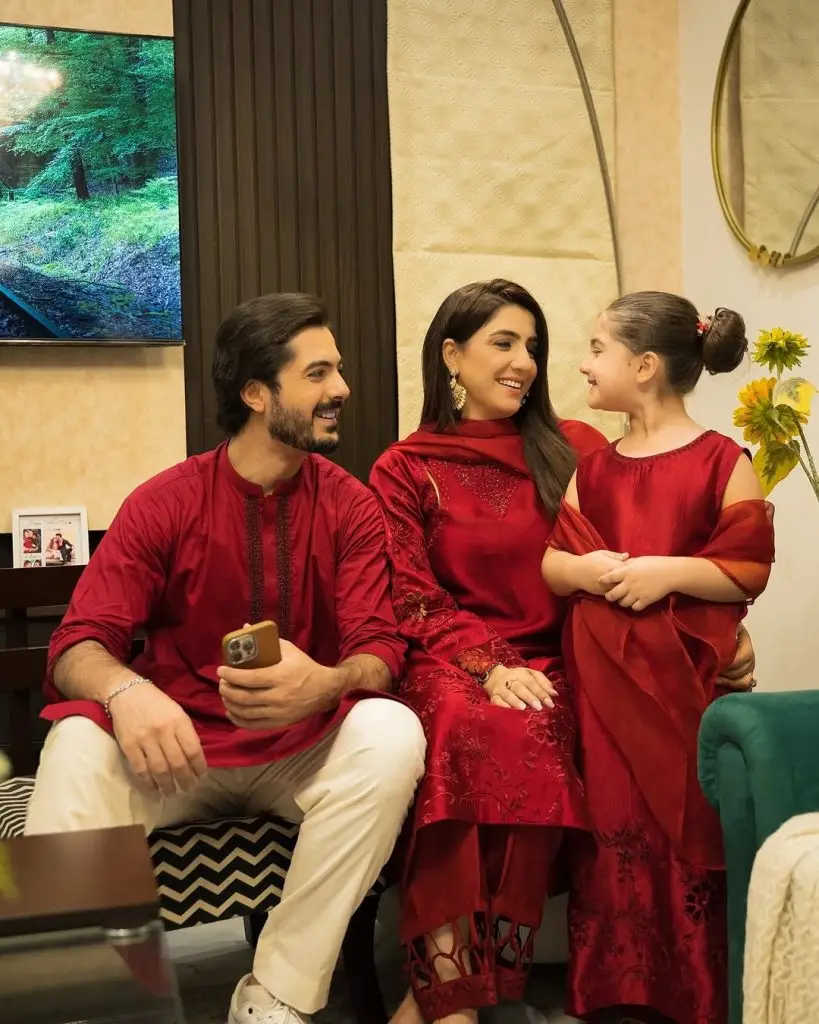 عید دن 3 سے جنید نیازی فیملی کی تصاویر