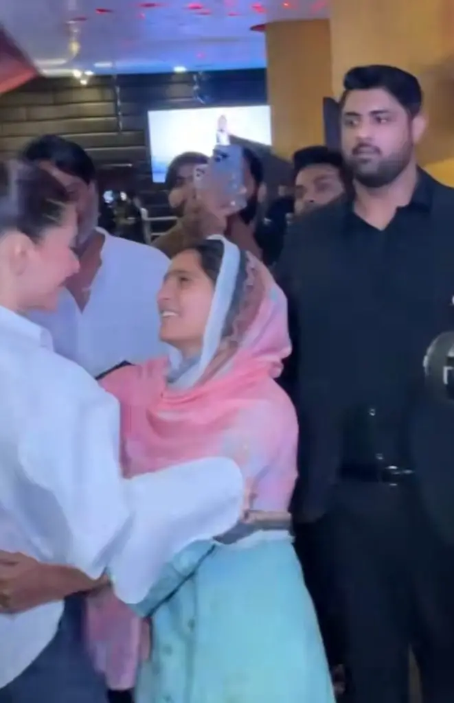 شائقین کے ساتھ مہیرا خان کی دل دہلا دینے والی بات چیت