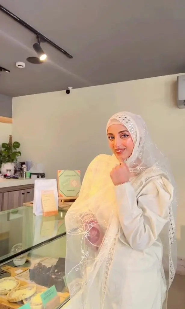 سانم چودھری کی پیاری تصاویر اور ویڈیو عید العزہ ڈے 1 سے