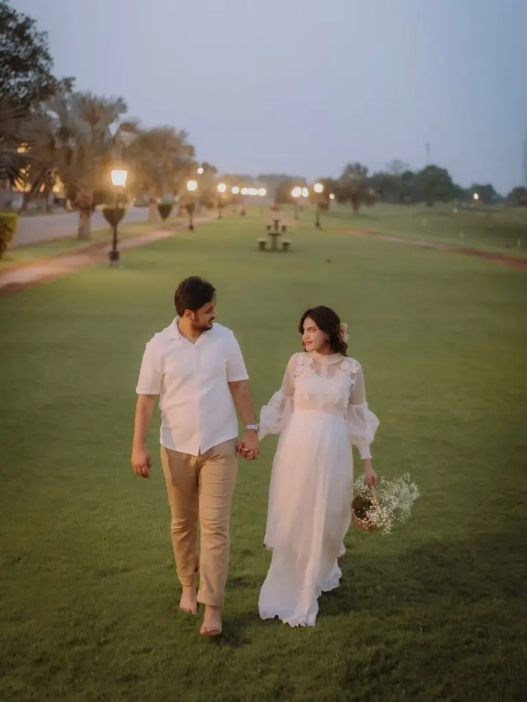 IQRA KANWAL & AREEB PERVAZ نے پہلی حمل کا اعلان کیا