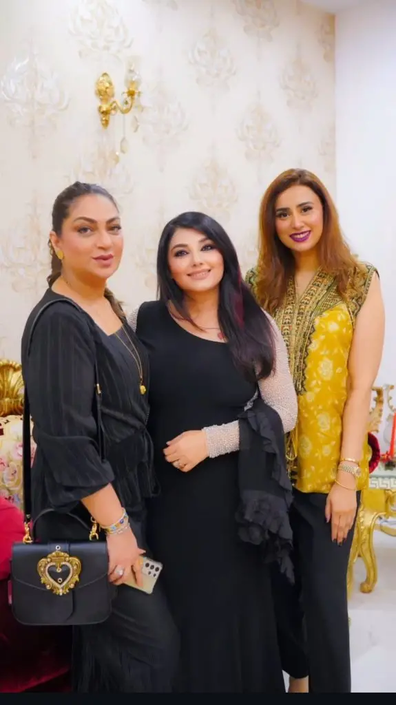 مشہور شخصیات نے جاوریا سعود کی سالگرہ کے موقع پر دیکھا