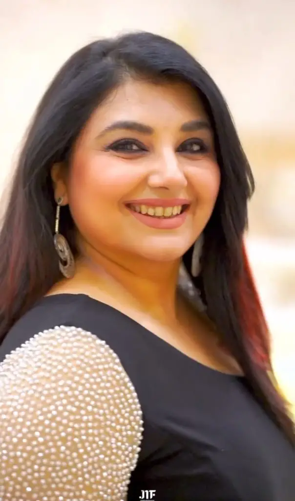 جاوریا سعود نے مداحوں کے ساتھ سالگرہ کی ویڈیو شیئر کی