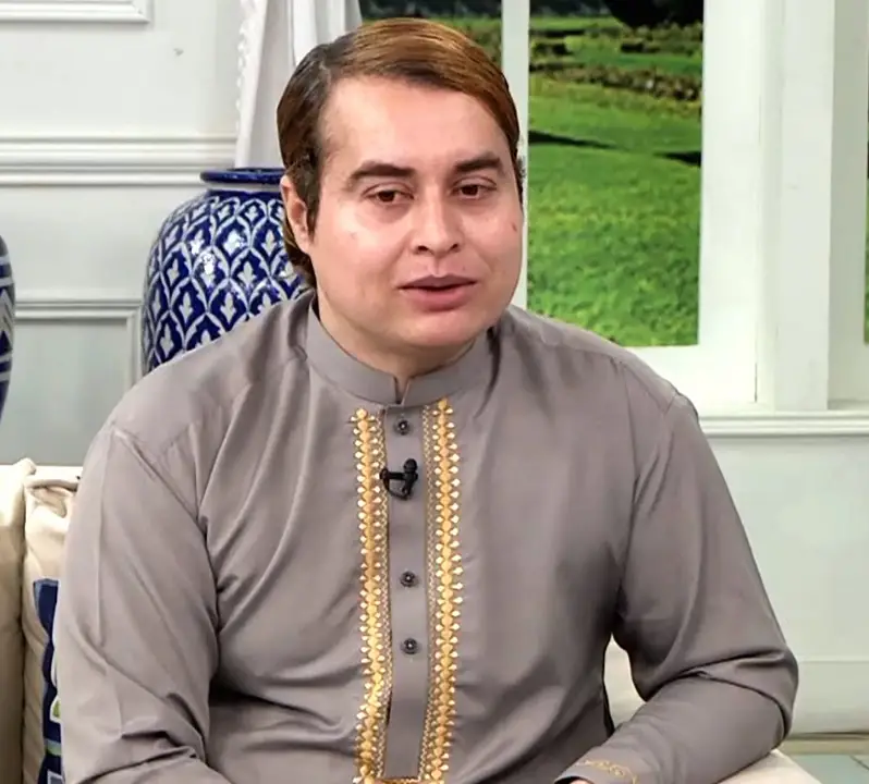ناصر کان جان کے ساتھ موازنہ کرنے پر دانیال ظفر