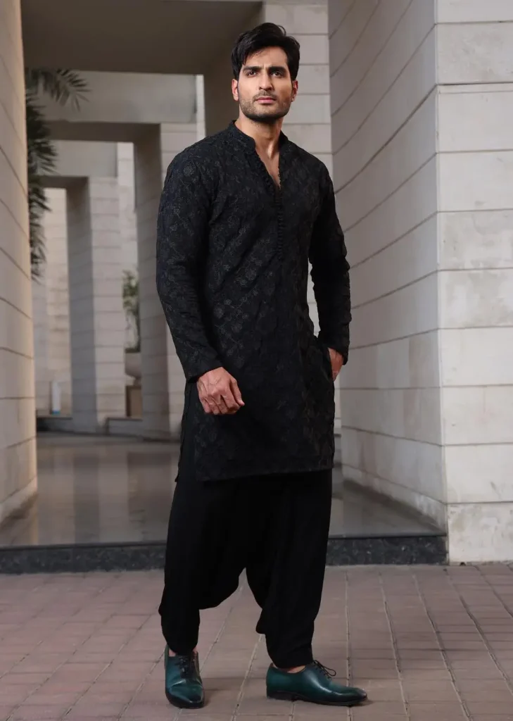 عمر شاہ زاد مدینہ میں اپنے نیکہ کے بارے میں کھل گئے