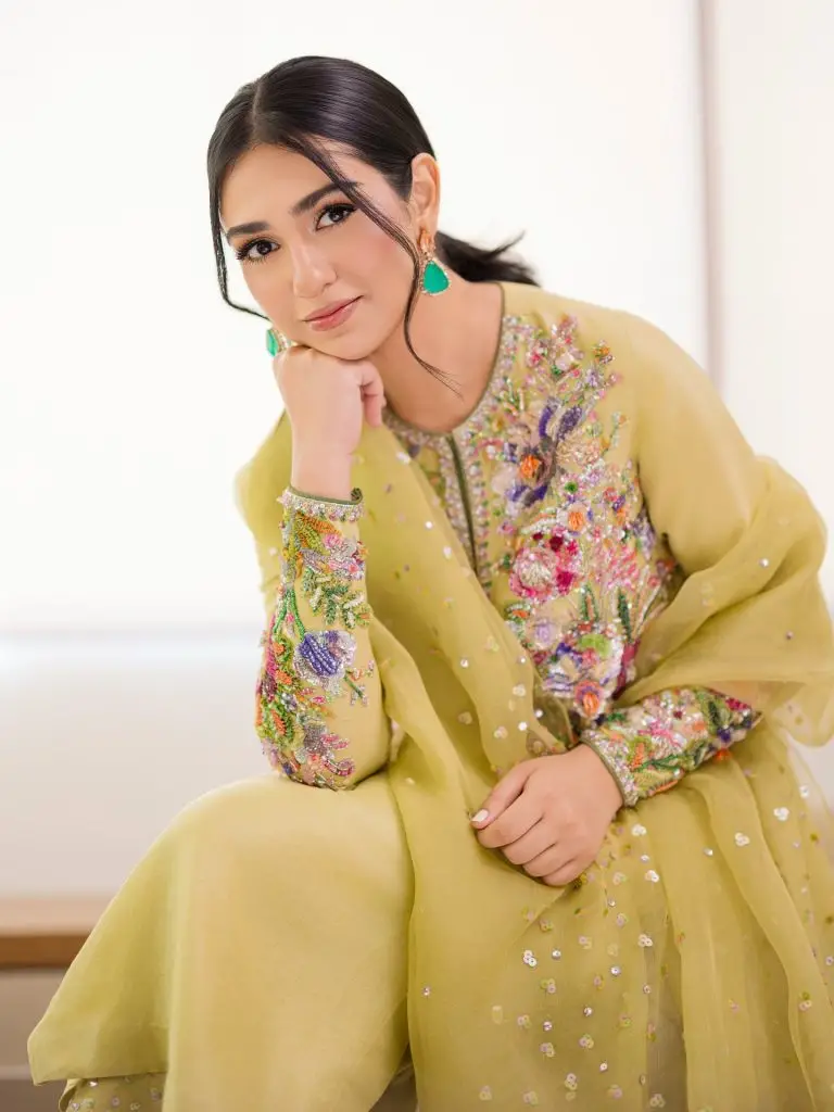 رحام خان نے سارہ خان کو پکارا