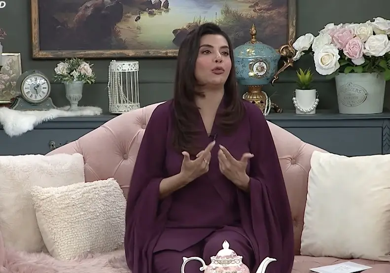 نڈا یاسر چیختی ہے جب وہ اپنی ماں کو کھونے کی بات کرتی ہے