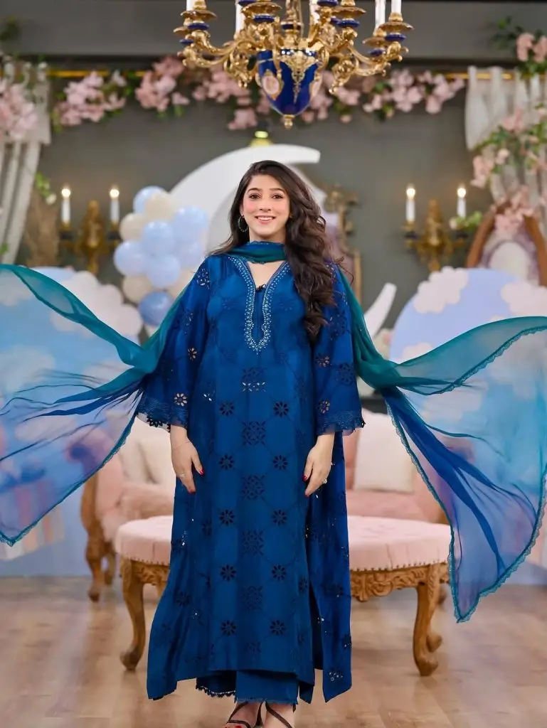جی ایم پی سے مارییام نفیس خوبصورت فیملی فوٹوشوٹ