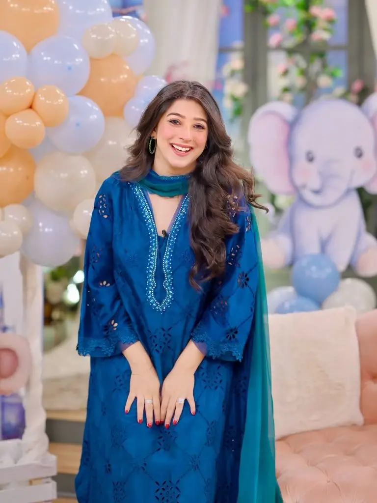 جی ایم پی سے مارییام نفیس خوبصورت فیملی فوٹوشوٹ