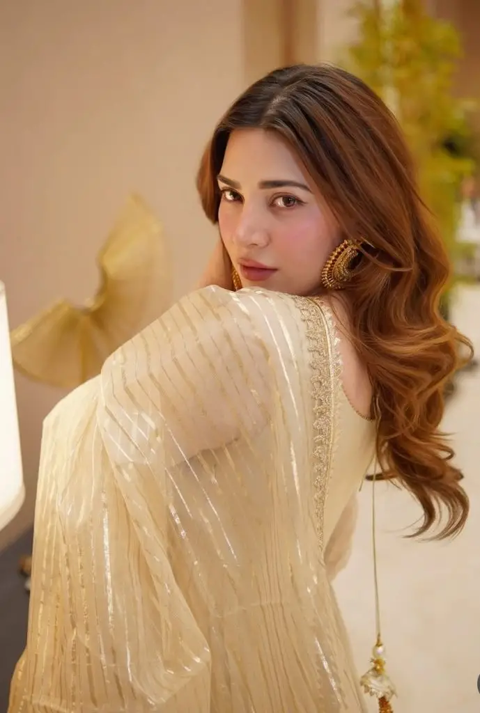 نیمل خواور جلد ہی ٹی وی میں واپسی کر رہے ہیں