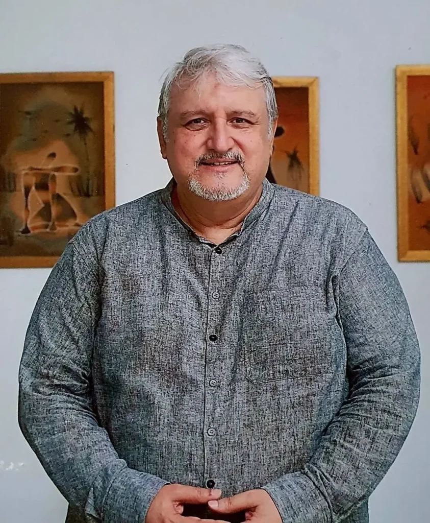 خالد انوم نے پاکستان کے شاندار ماضی کی طرف مڑ کر دیکھا