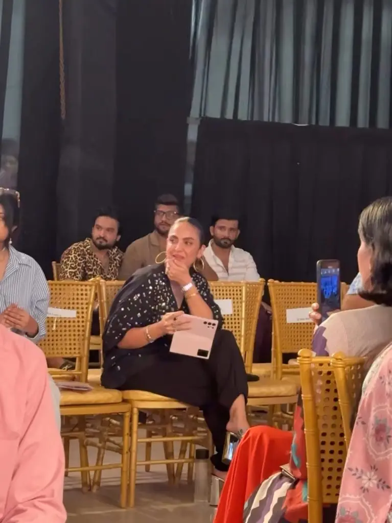 نادیہ خان کی بیٹی فیشن ماڈلنگ میں اپنی شروعات کرتی ہے