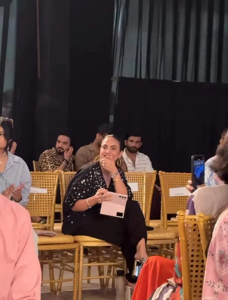 نادیہ خان کی بیٹی فیشن ماڈلنگ میں اپنی شروعات کرتی ہے
