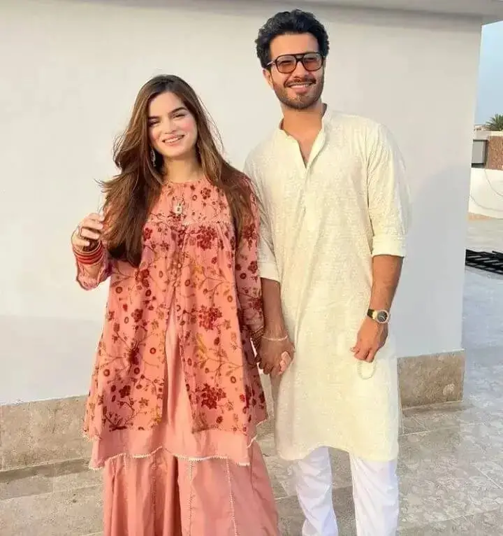 الیزا سلطان اپنی جدوجہد کے بارے میں کھلتا ہے