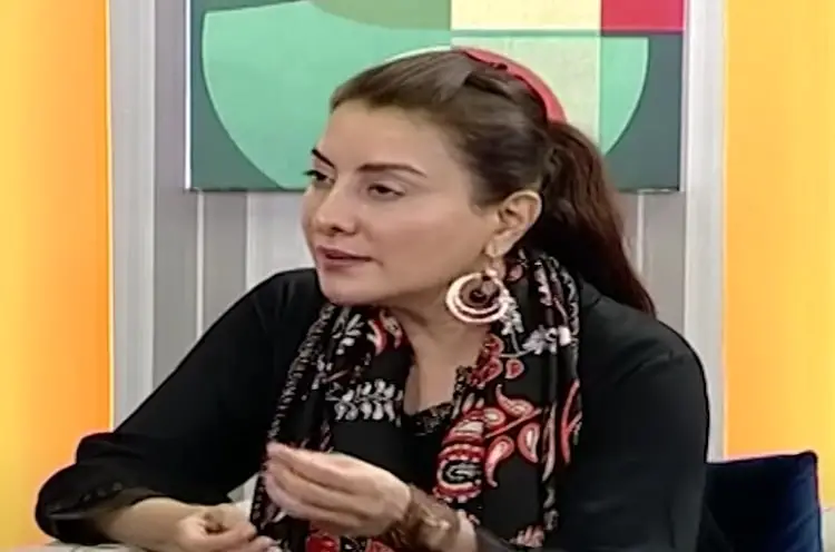 انجلین ملک اور لیلیٰ ویسٹھی کے متاثر کن کینسر سے بچنے کا سفر