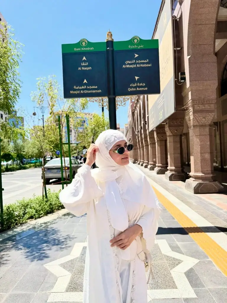 عید میلاد ان نبی 2025 پر مدینہ میں پاکستانی مشہور شخصیات